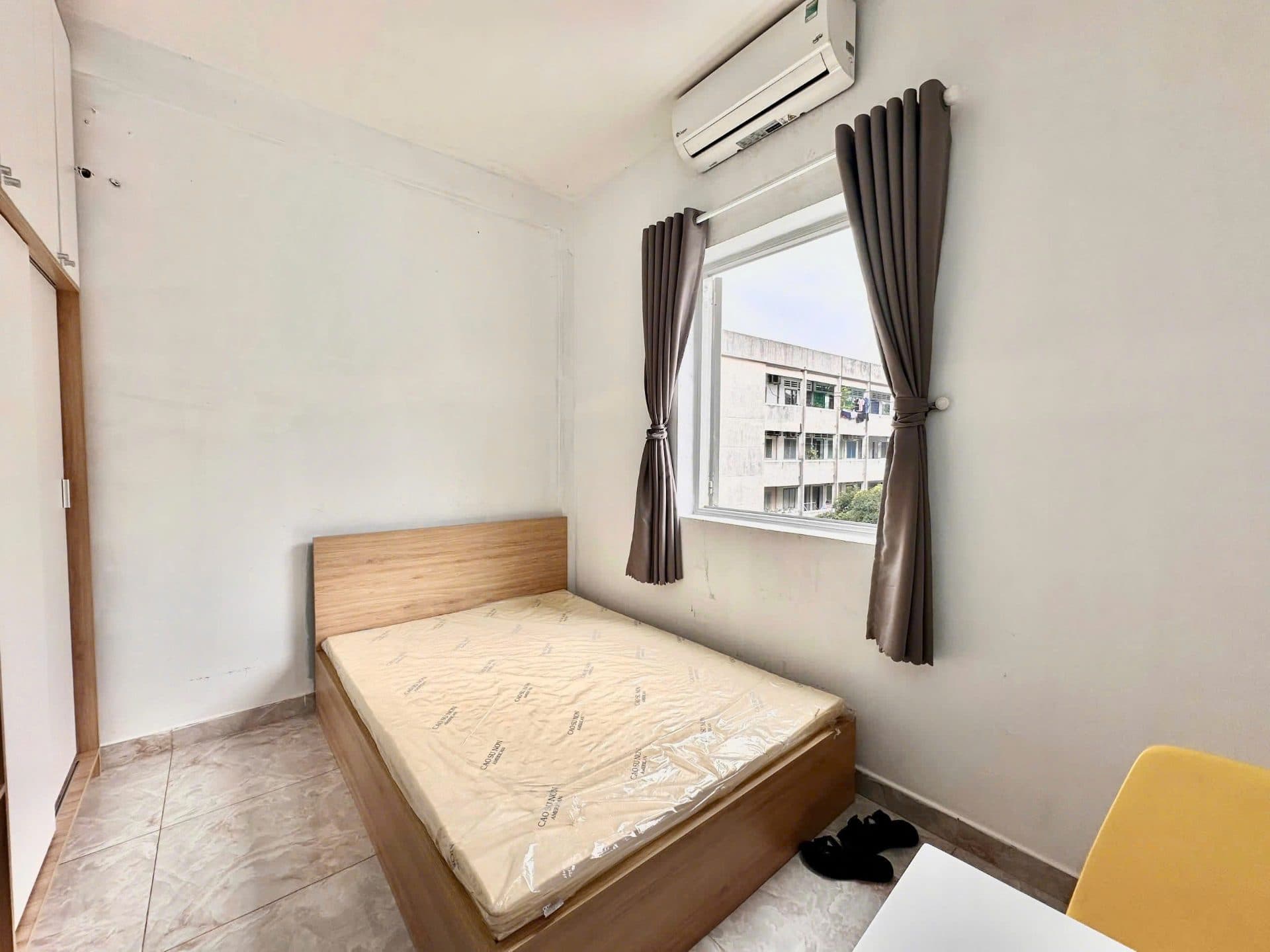 CĂN STUDIO - CỬA SỔ THOÁNG MÁT