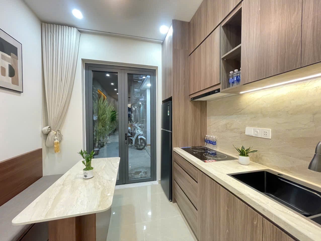 Cho thuê nhà nguyên căn Full nội thất mới 100% 📍 Hoa Đào (Khu đường hoa Phan Xích Long)
